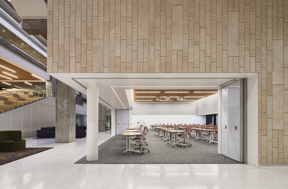 Kaiser Permanente Bernard J Tyson School of Medicine by Yazdani Studio of CannonDesign