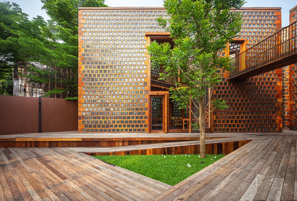 artisans ayutthaya the woman restaurant by bangkok project studio