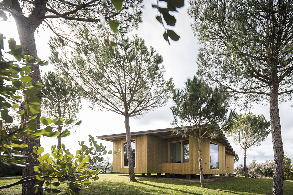 barrocas homestead main house expansion and pavilion by carlos castanheira