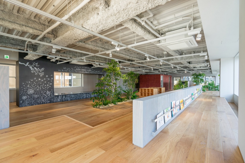 kids smile labo nursery by hibinosekkei youji no shiro kids design labo