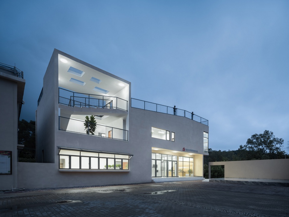 Heyuan Huilong Village Party Service Center by Yuanism Architects SUIADR