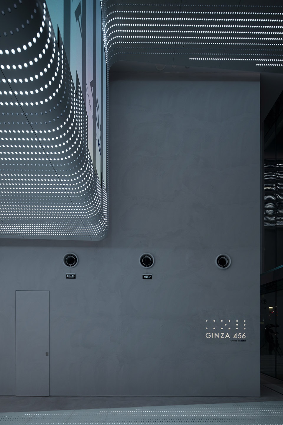 THE FLAGSHIP STORE WITH DOTS by Ryusuke Nanki