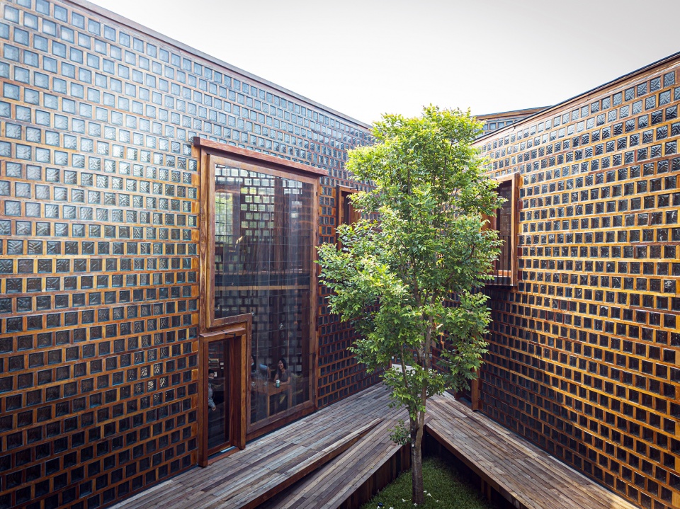 artisans ayutthaya the woman restaurant by bangkok project studio