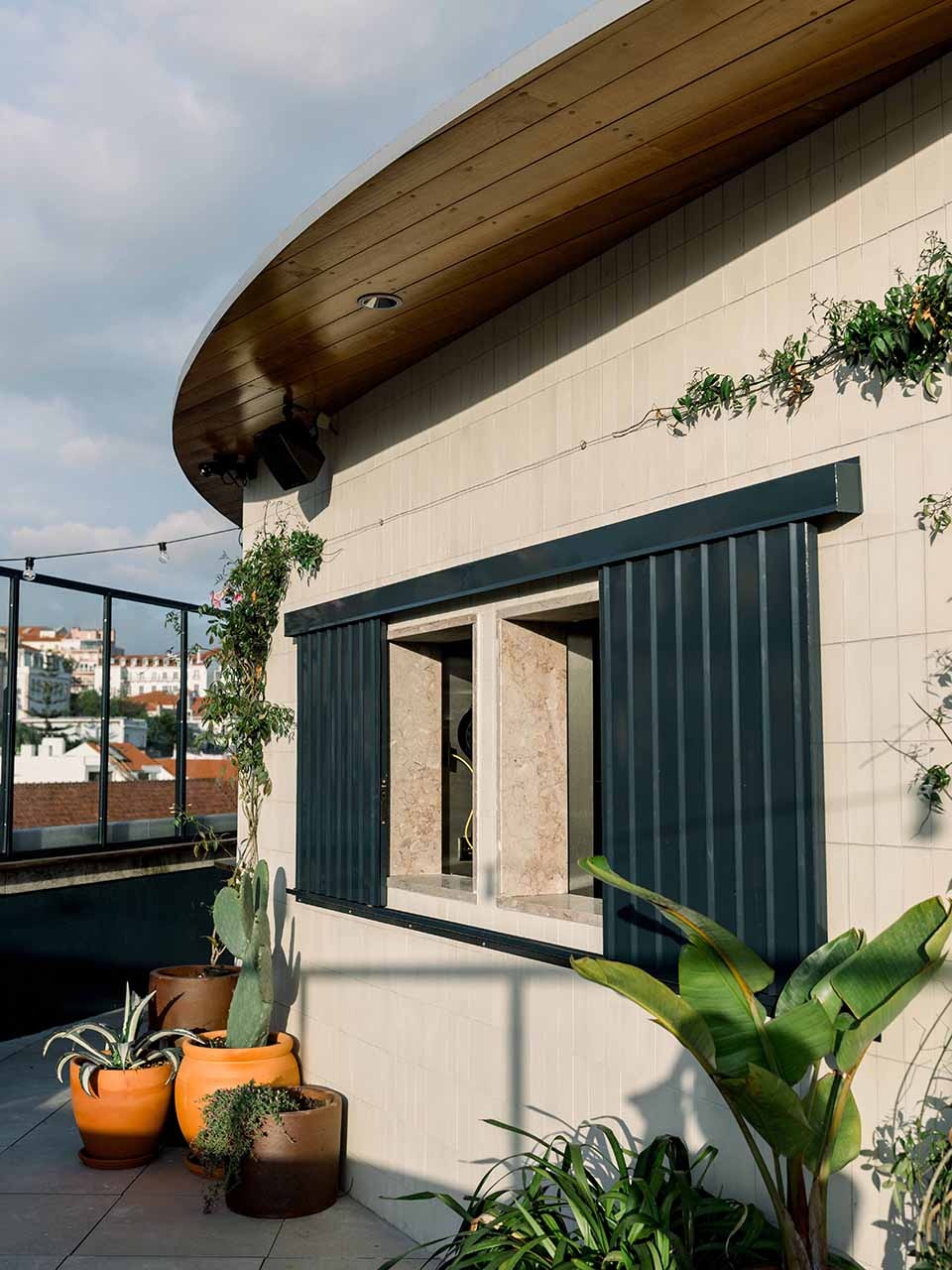 java by studio pim