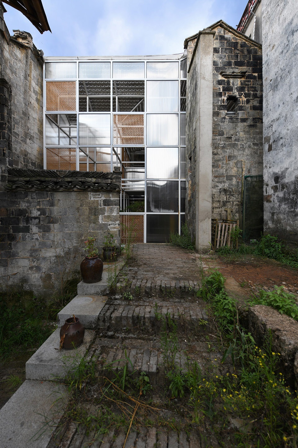 Time Art Gallery Grain basking Pavilion Rural Culture D R C
