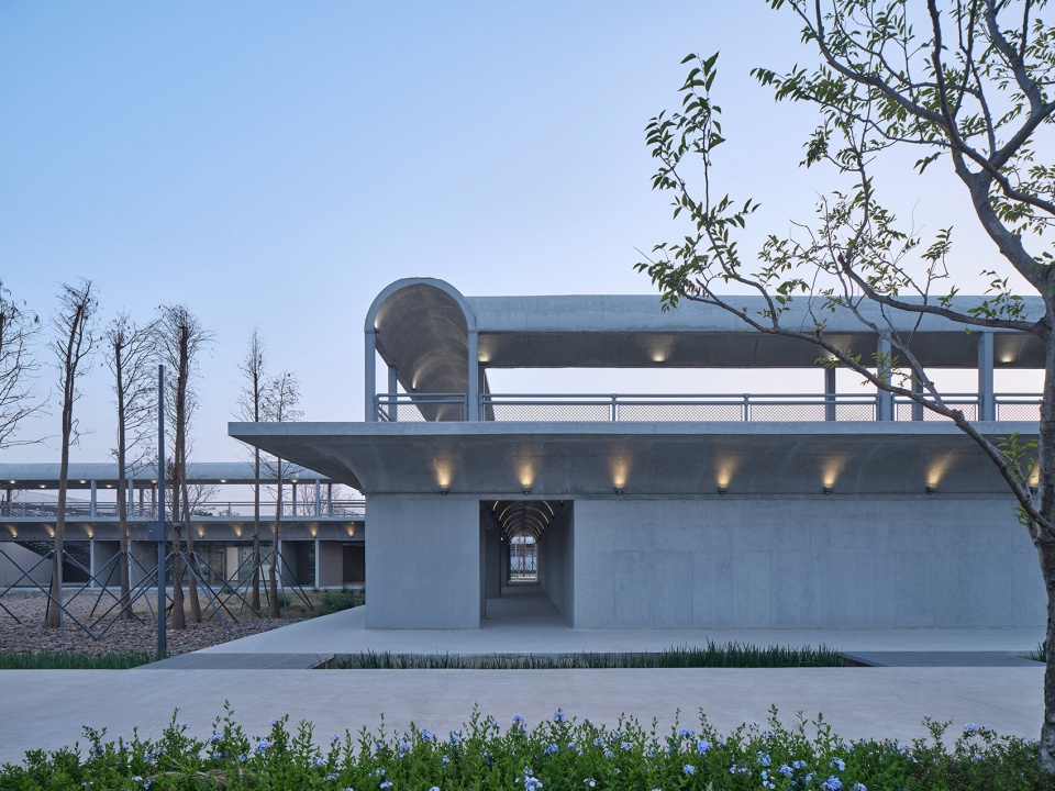 Yanluo Sports Park of Shenzhen Maozhou River Greenways Project Original Design Studio