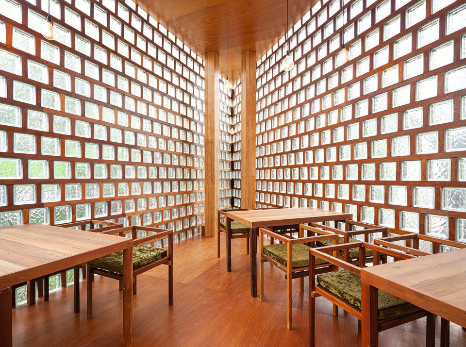 artisans ayutthaya the woman restaurant by bangkok project studio