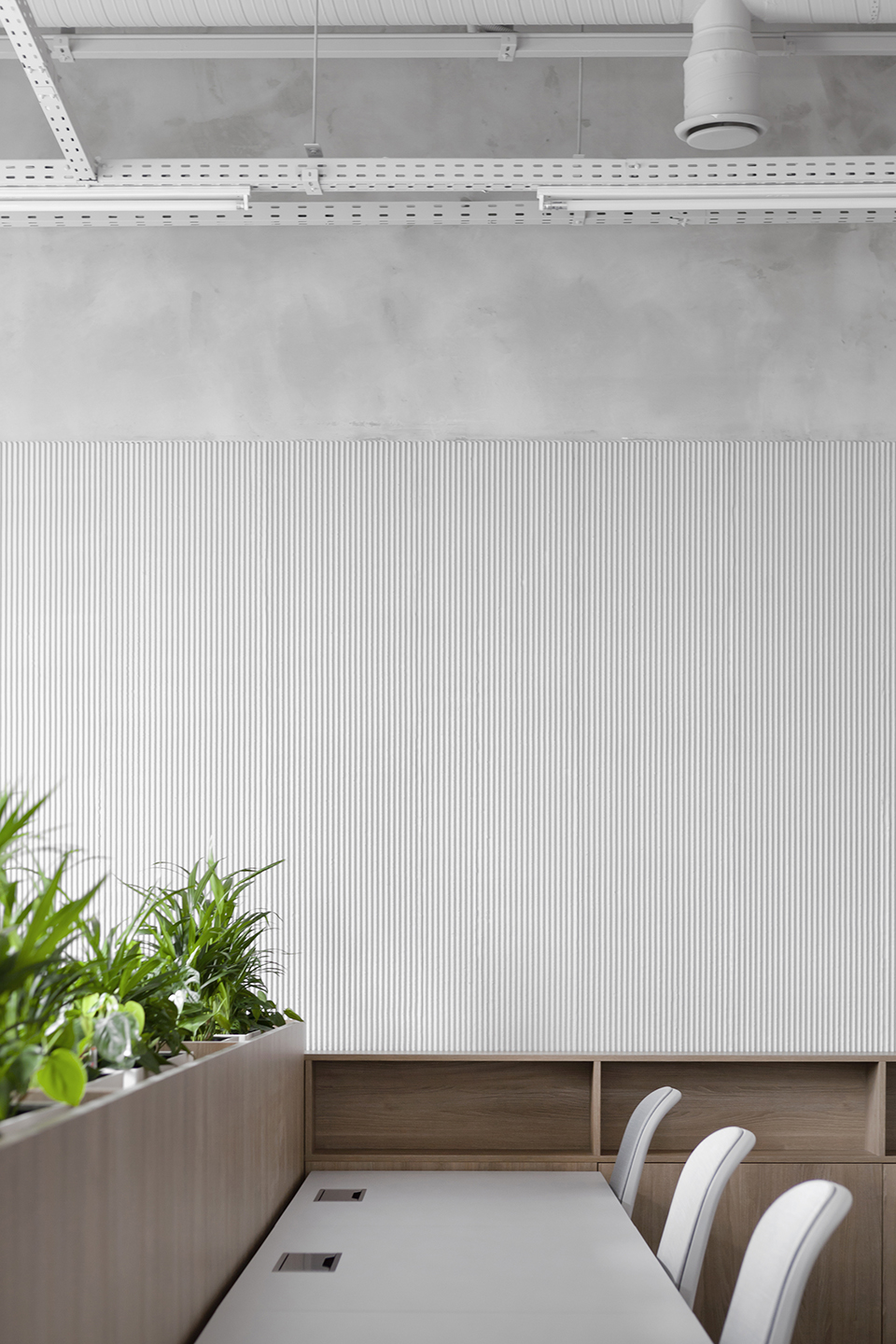 luch 6 office by kotra architects