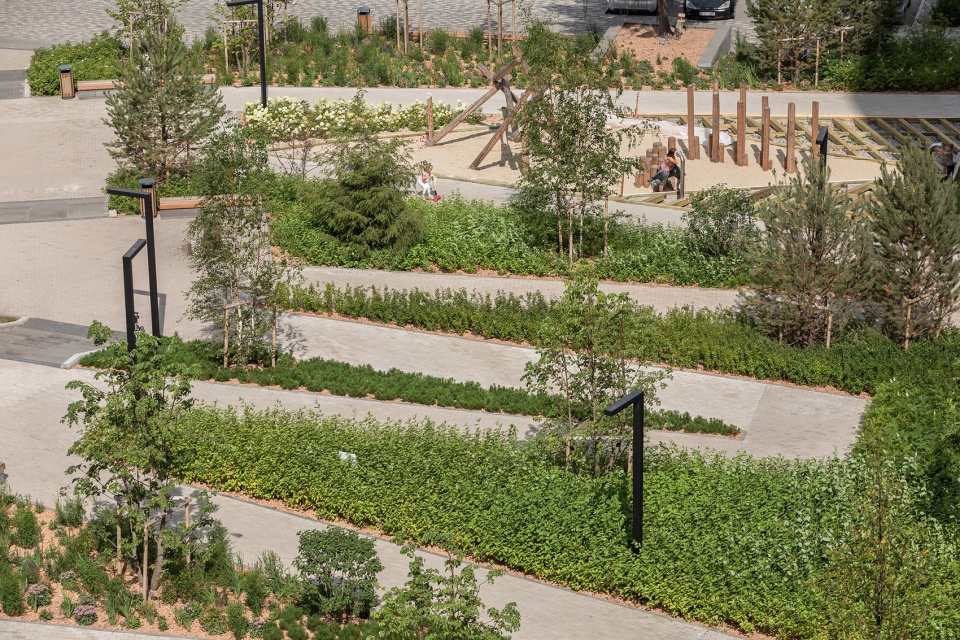 pedestrian canyon shishimskaya gorka by sp architektura krajobrazu brusnika design