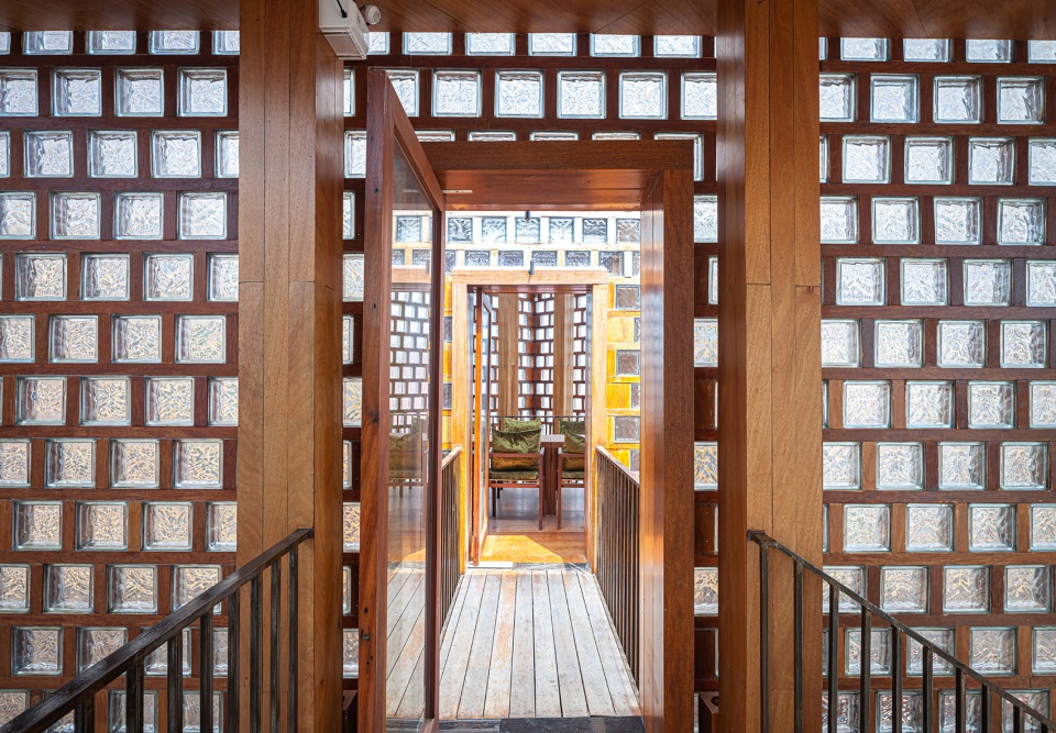 artisans ayutthaya the woman restaurant by bangkok project studio