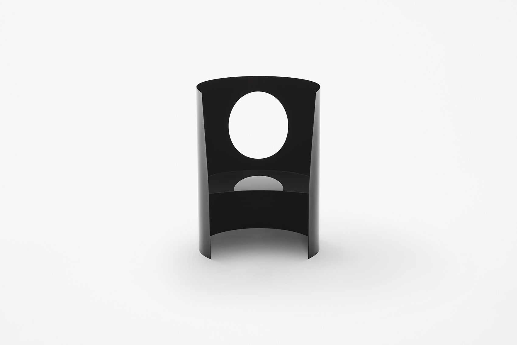 chaise medaillon 3 0 by nendo