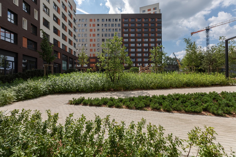 pedestrian canyon shishimskaya gorka by sp architektura krajobrazu brusnika design
