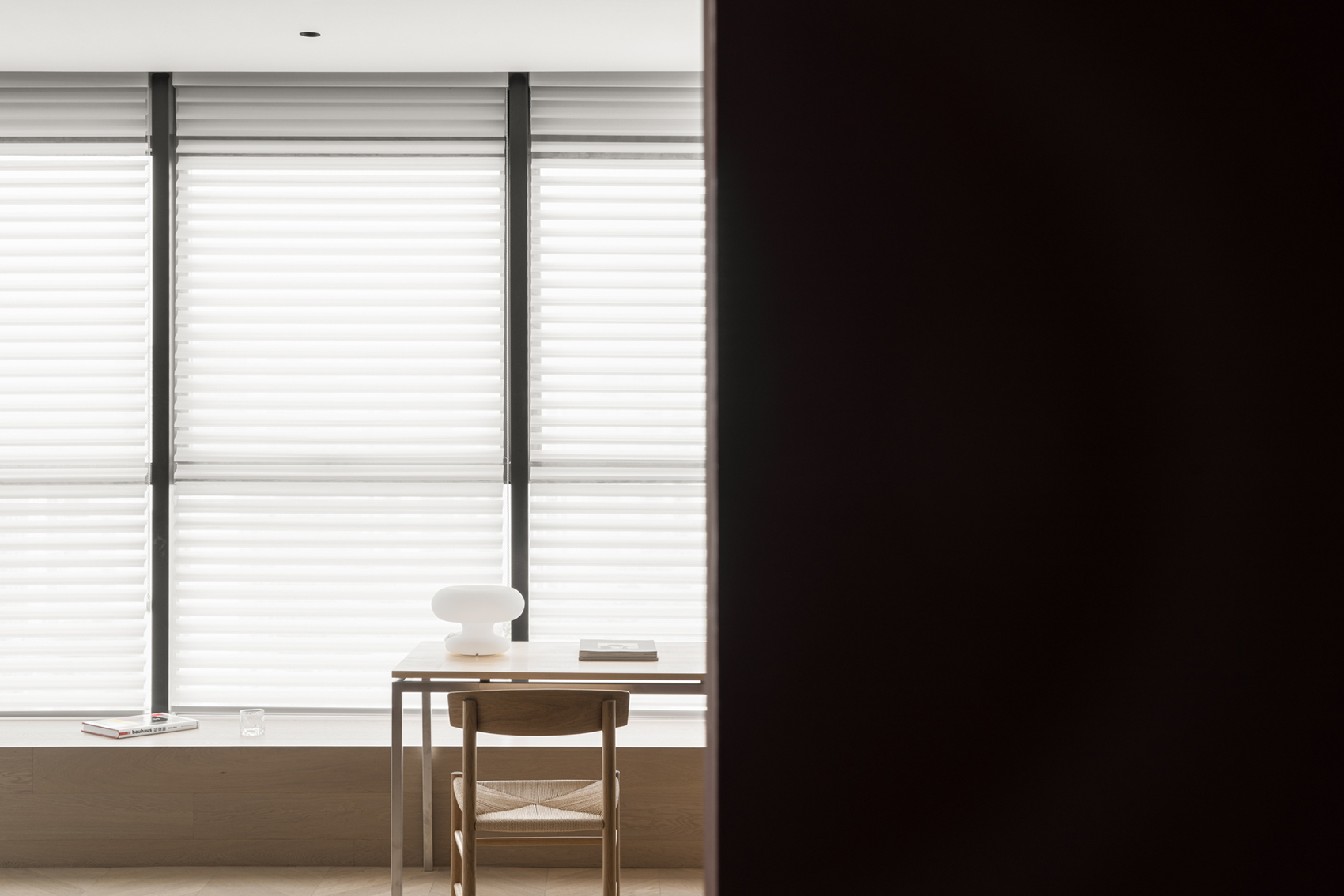 ”Red Box” Office, China by YUNGU DESIGN 谷德设计网