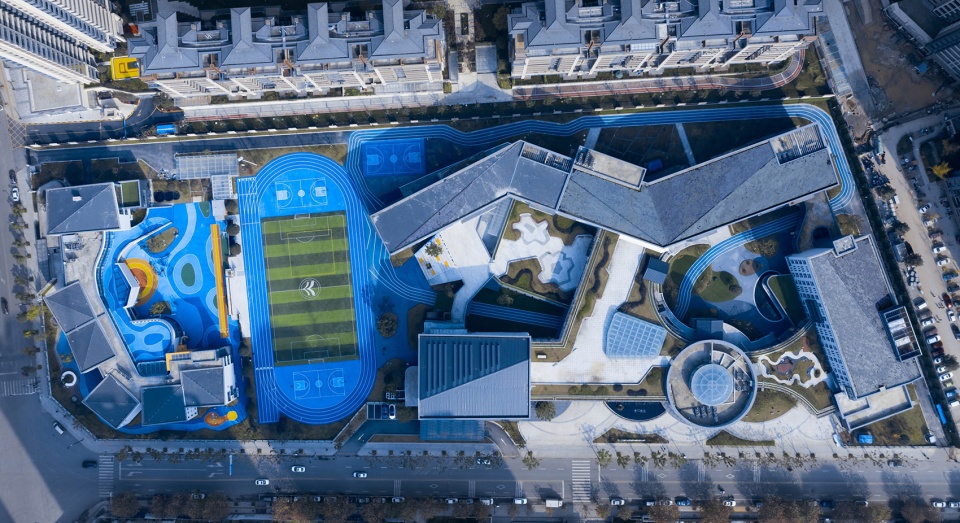 Longquan Tianli Primary School by Jas design