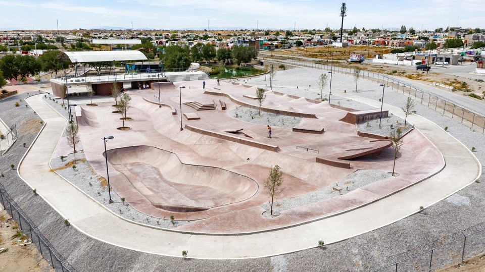 la duna skatepark by francisco elias