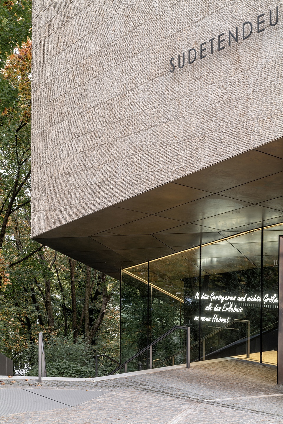 sudetendeutsches museum by pmp architekten