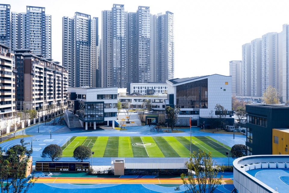 Longquan Tianli Primary School by Jas design