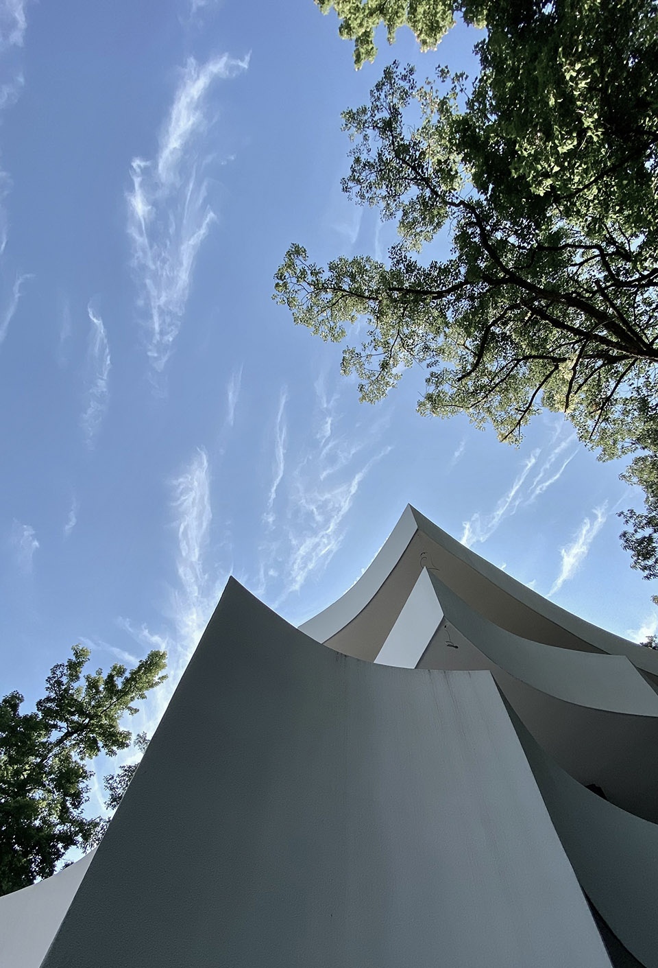 Met Yoga studio China by Fine Arch design studio