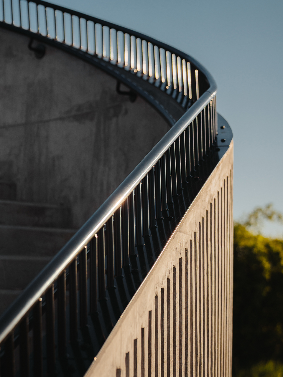 Vårbergstoppen Viewing Platforms By AndrénFogelström - 谷德设计网