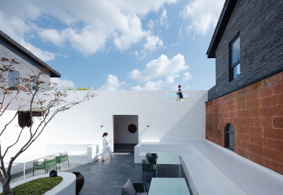 Zhoutang public art space project by Suzhou Youjian architectural decoration design