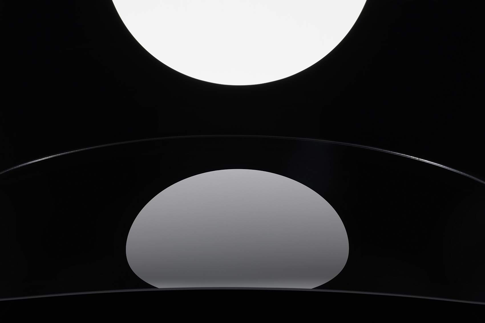 chaise medaillon 3 0 by nendo
