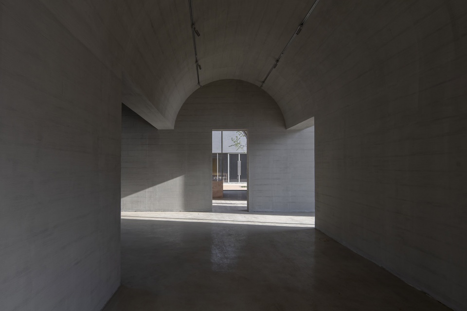 the qinchang village town hall china by studio 10