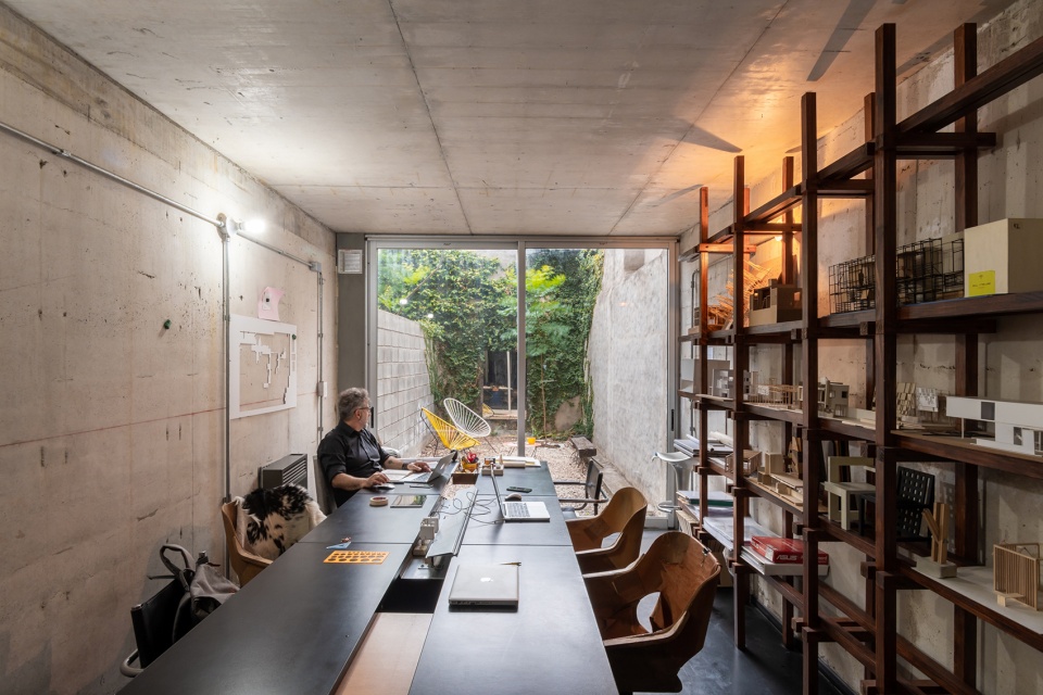 triptico building by mariela marchisio cristian nanzer german margherit