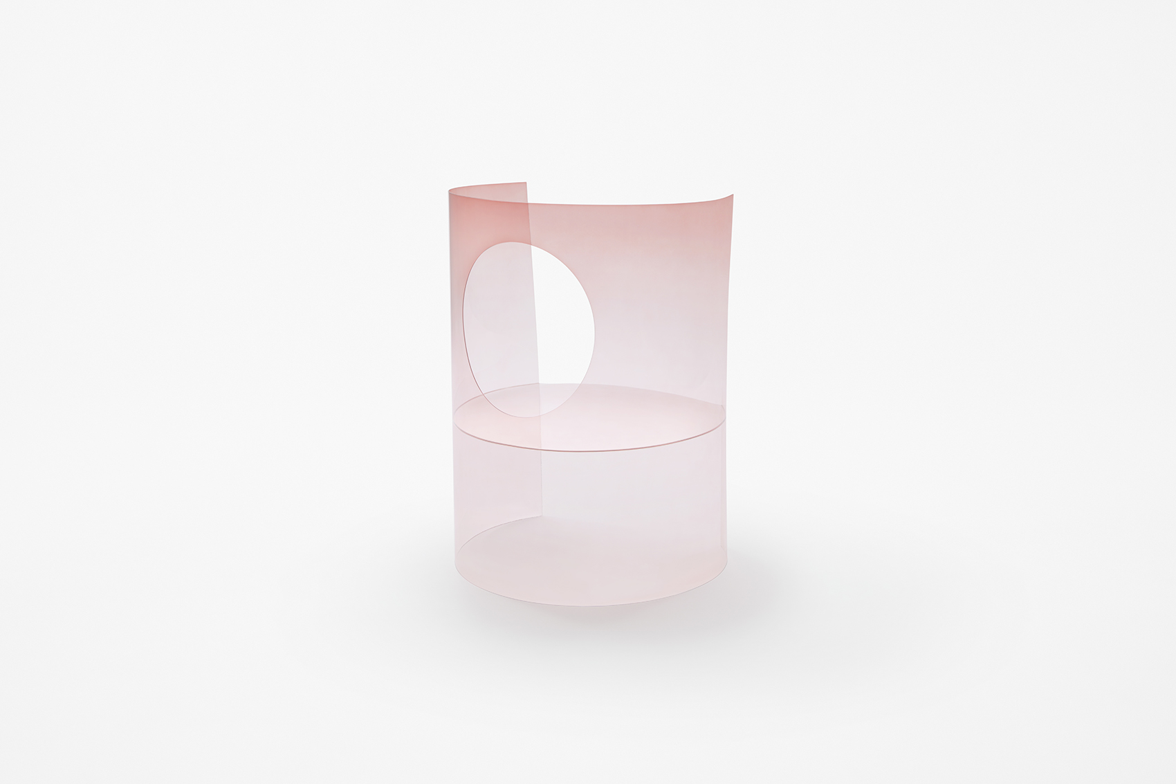 chaise medaillon 3 0 by nendo