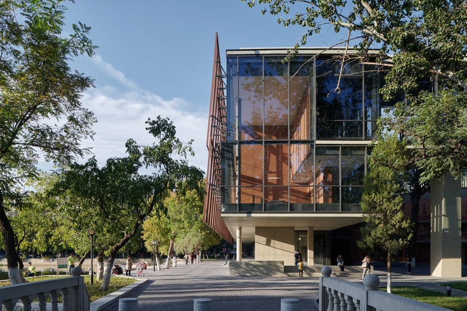 gooood archive university