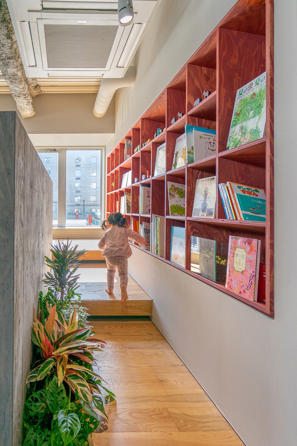kids smile labo nursery by hibinosekkei youji no shiro kids design labo