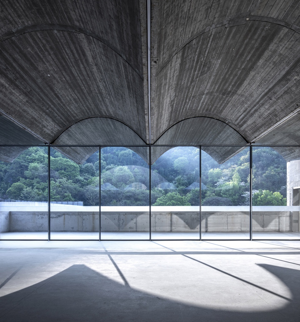 liu yichun building for a humanistic city
