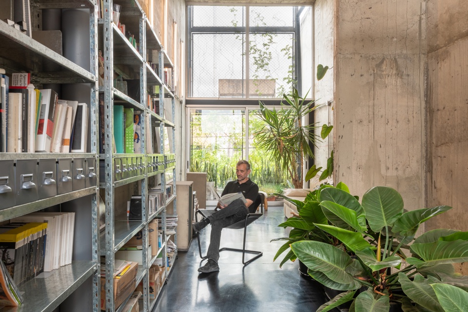 triptico building by mariela marchisio cristian nanzer german margherit