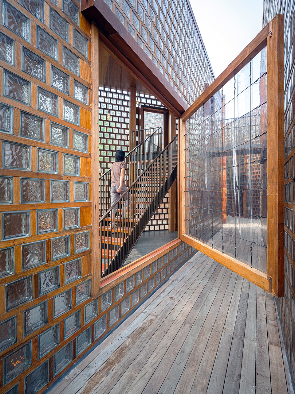 artisans ayutthaya the woman restaurant by bangkok project studio