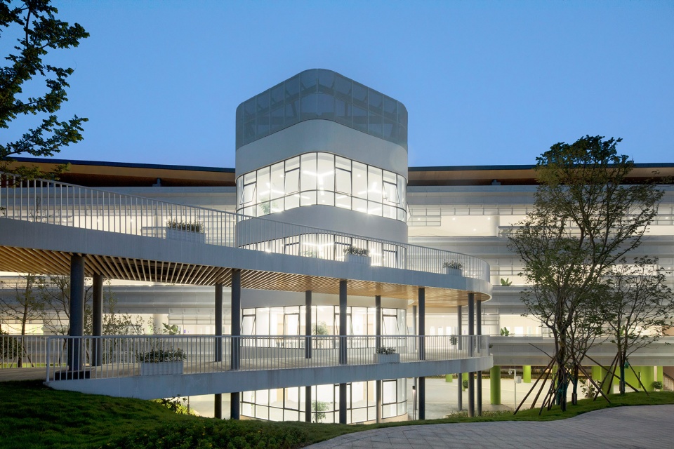 chengdu montpellier primary school extension design china by cswadi