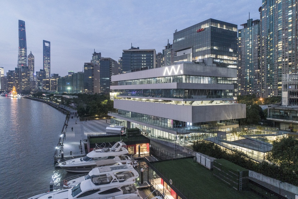 liu yichun building for a humanistic city