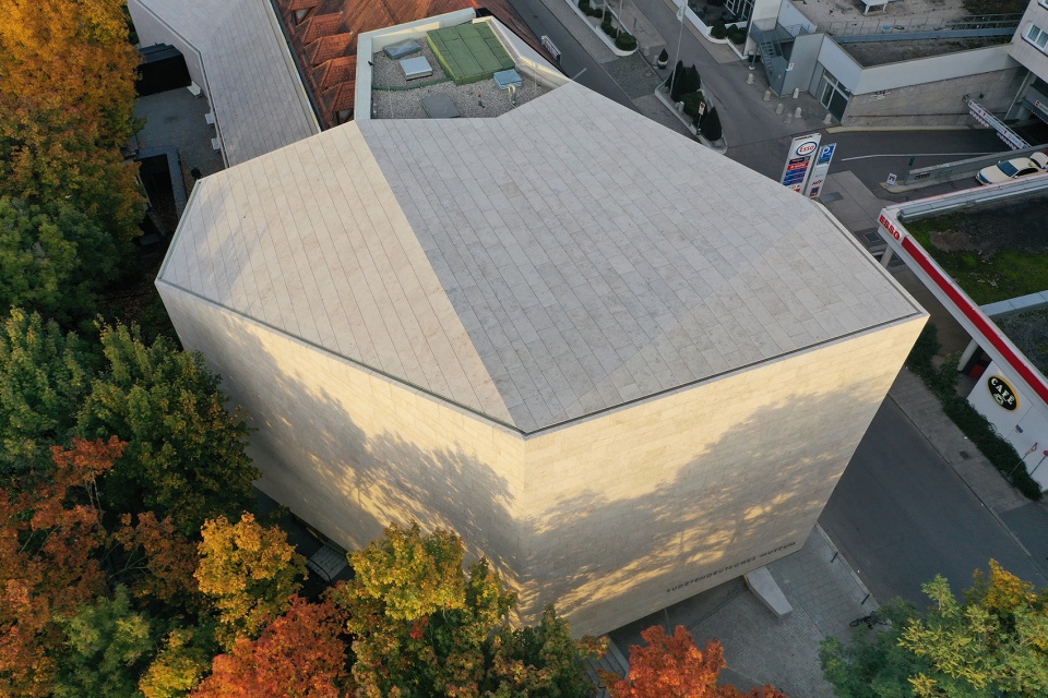 sudetendeutsches museum by pmp architekten
