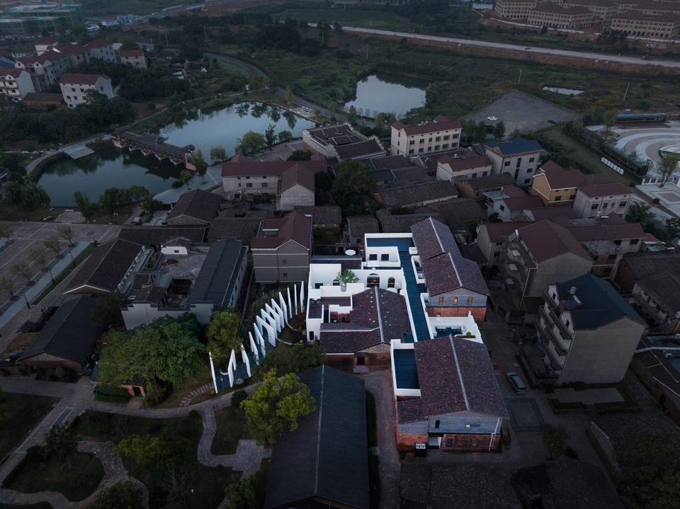 Zhoutang public art space project by Suzhou Youjian architectural decoration design