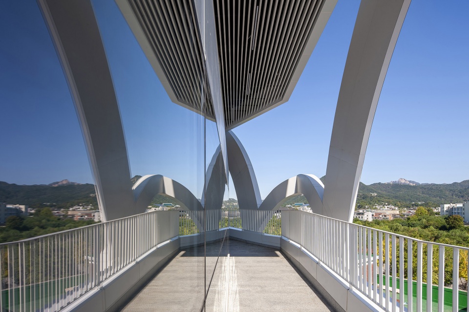 DOHWASEOGIL CULTURAL COMPLEX CENTER MONGYUDOWONDO by UNSANGDONG Architects Cooperation