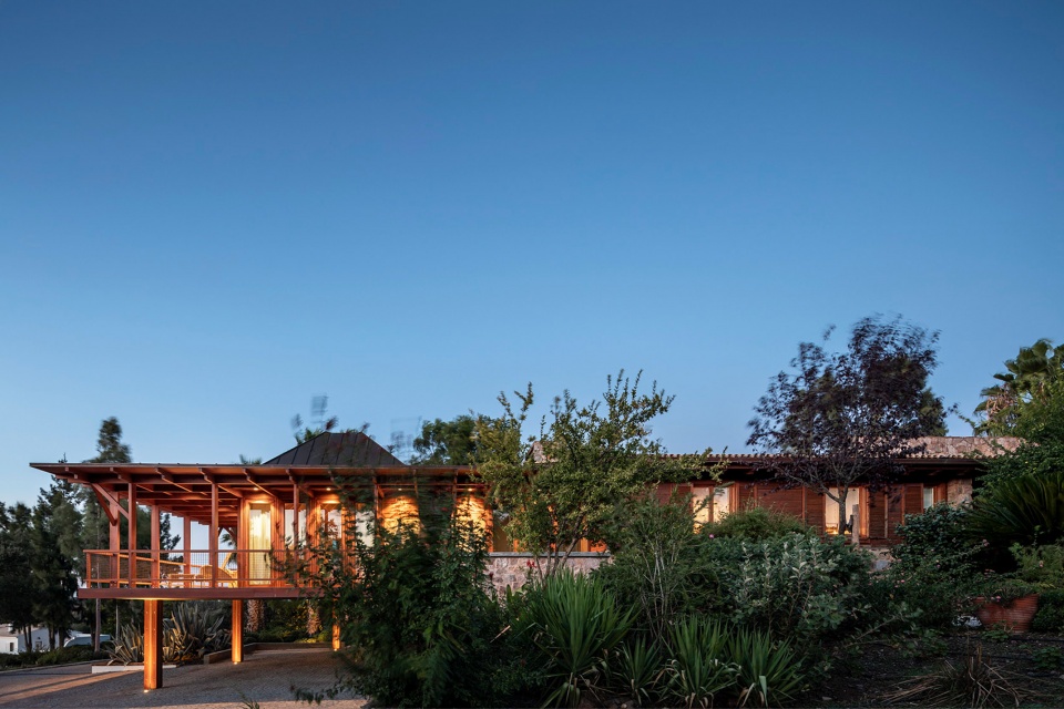 barrocas homestead main house expansion and pavilion by carlos castanheira