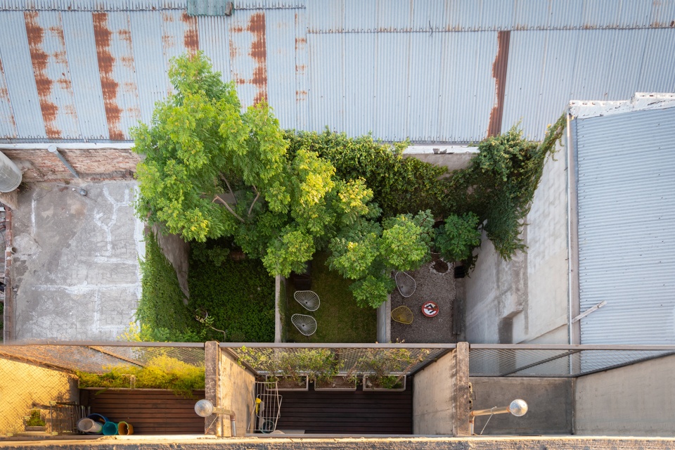 triptico building by mariela marchisio cristian nanzer german margherit