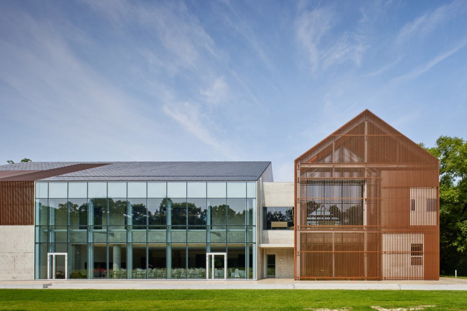 S A L T house by S E E D haus
