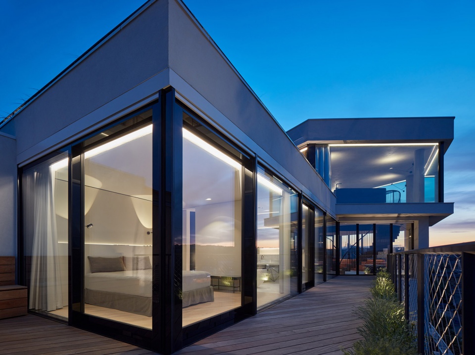 regula penthouse by petrjandabrainwork