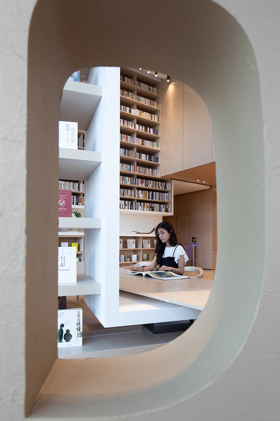 jun yu apartment lobby design by mod