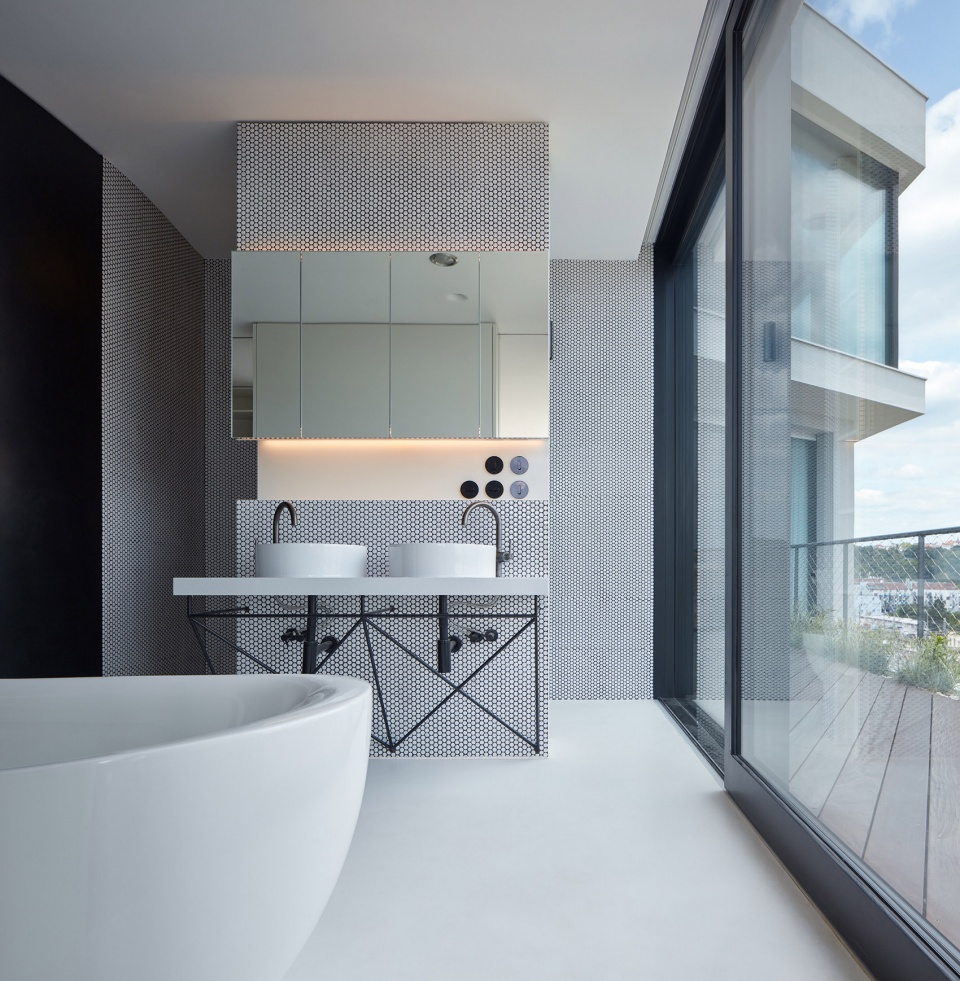 regula penthouse by petrjandabrainwork