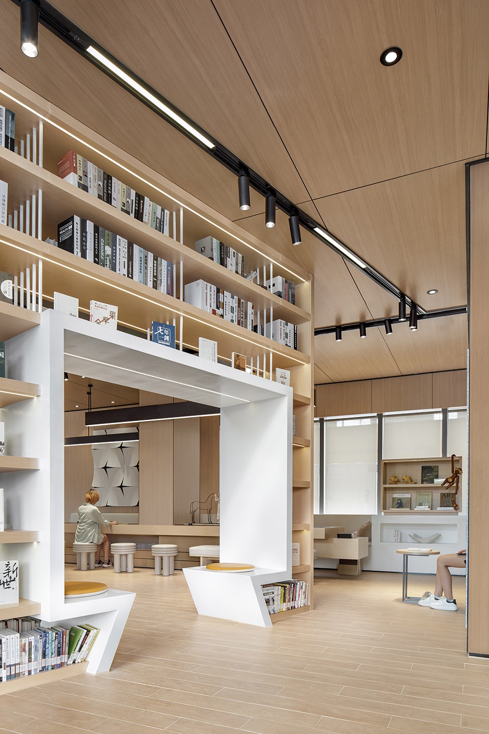 jun yu apartment lobby design by mod
