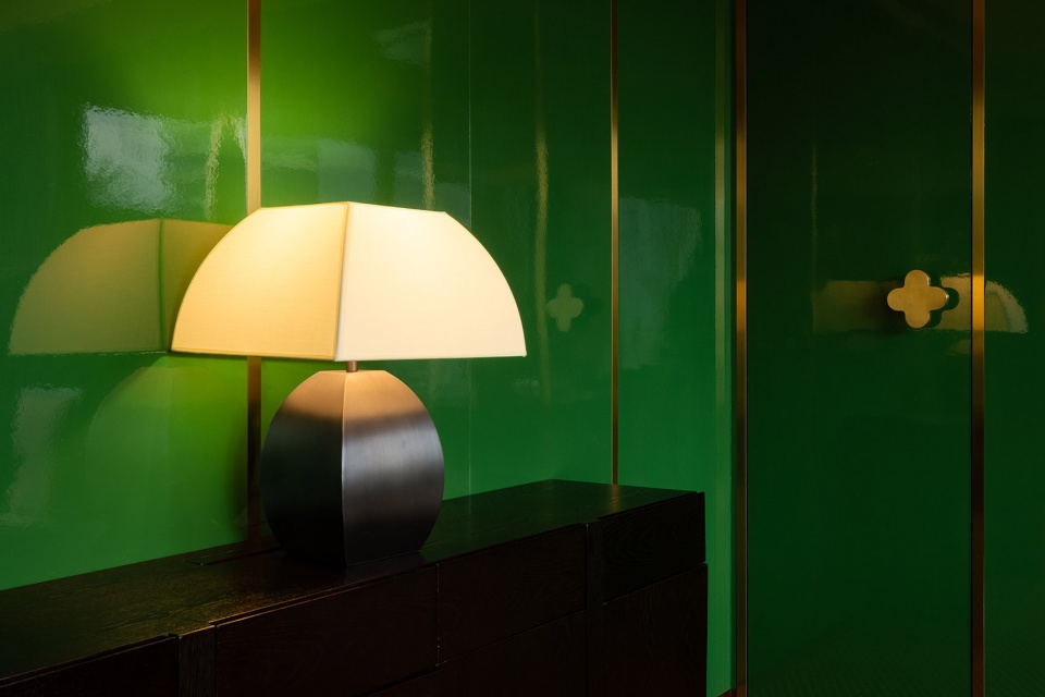 Man Chao Hui top notch restaurant China by Various Associates