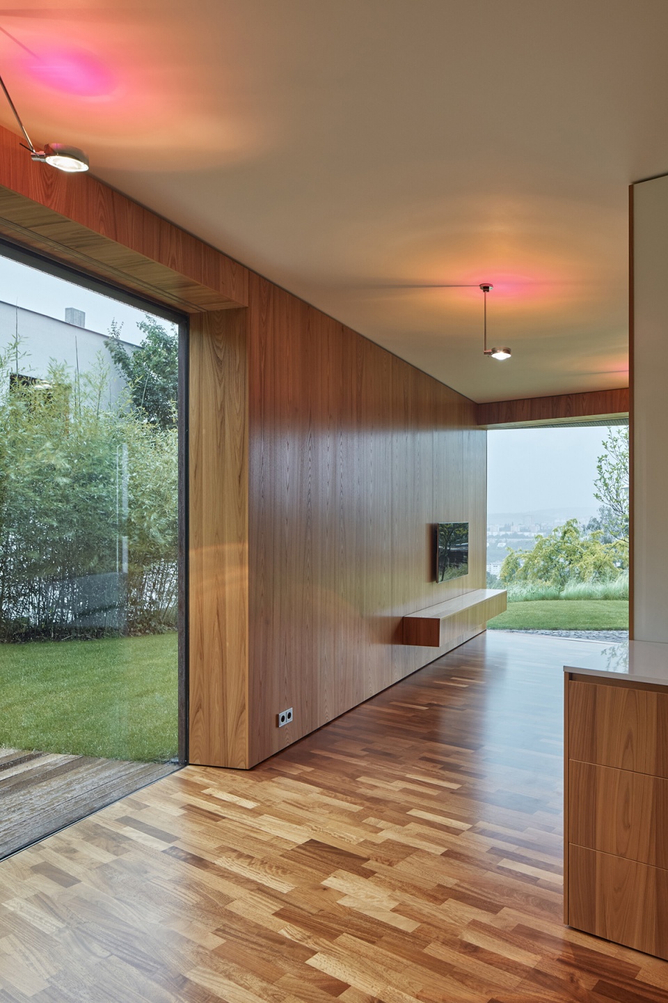 lazy house by petrjandabrainwork