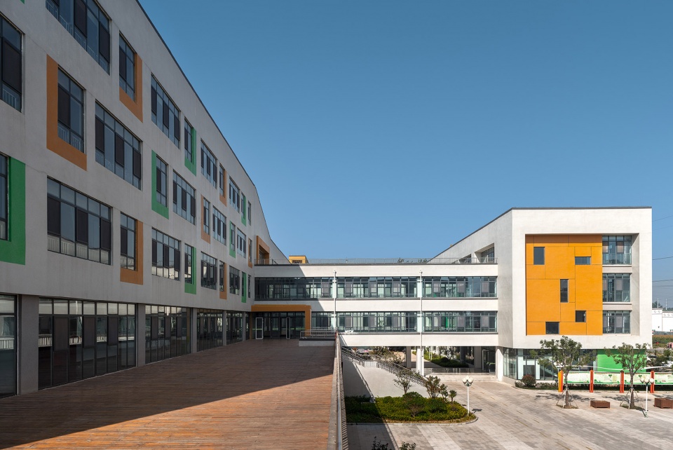 three primary schools in caoxian county china by bpd