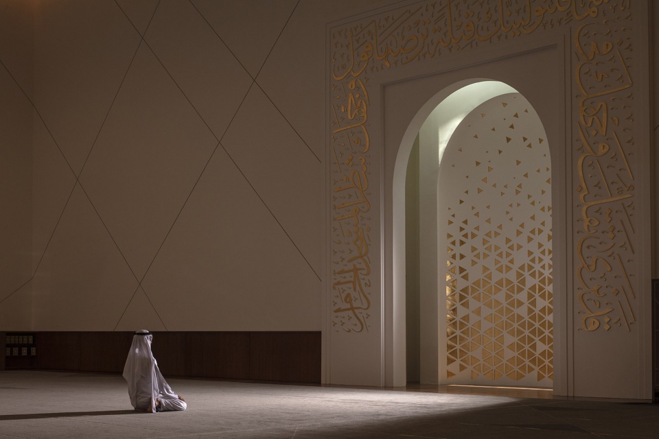 Mosque of The Late Mohamed Abdulkhaliq Gargash DABBAGH ARCHITECTS