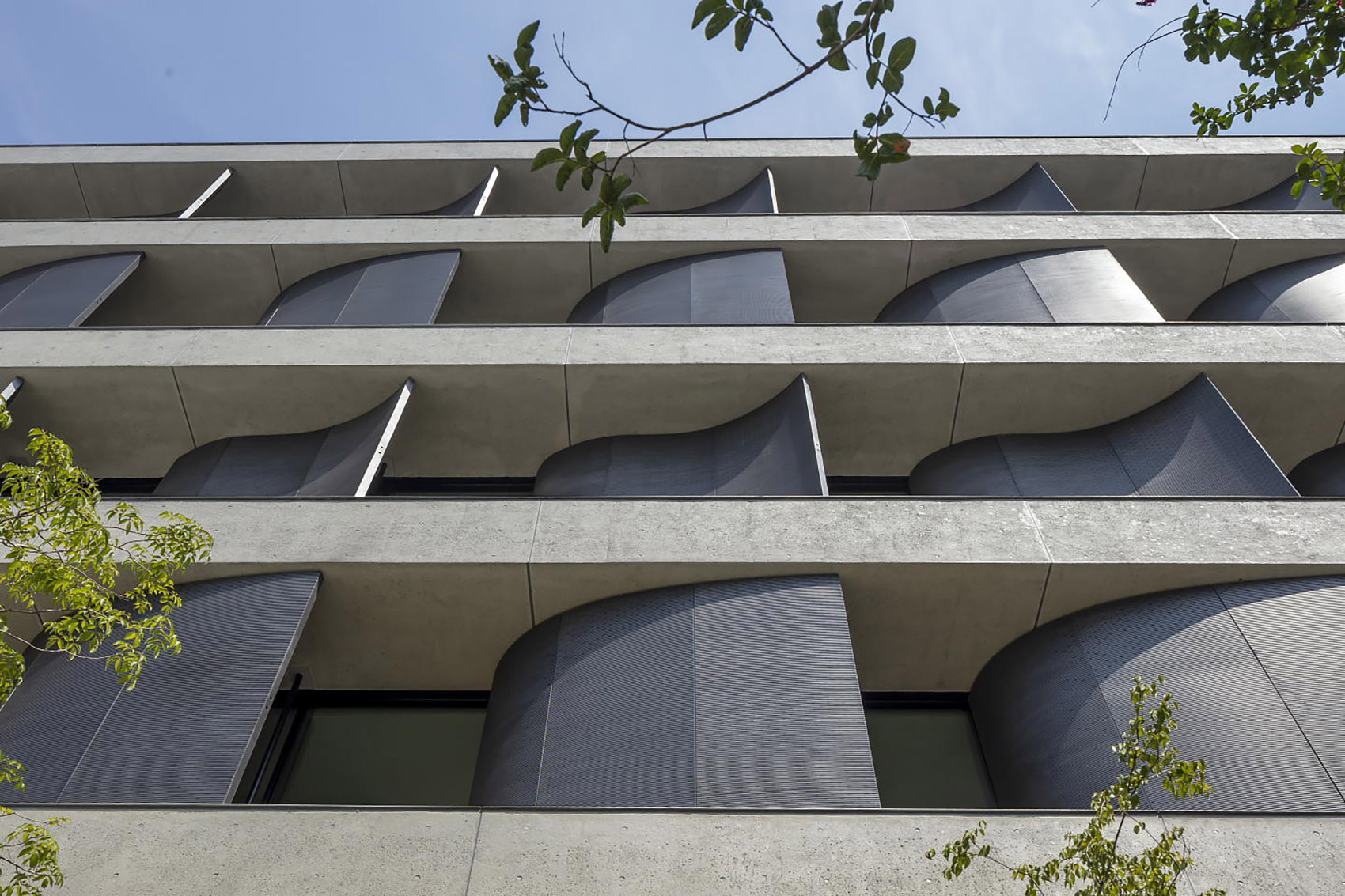 sdk kumamoto building japan by nikken sekkei